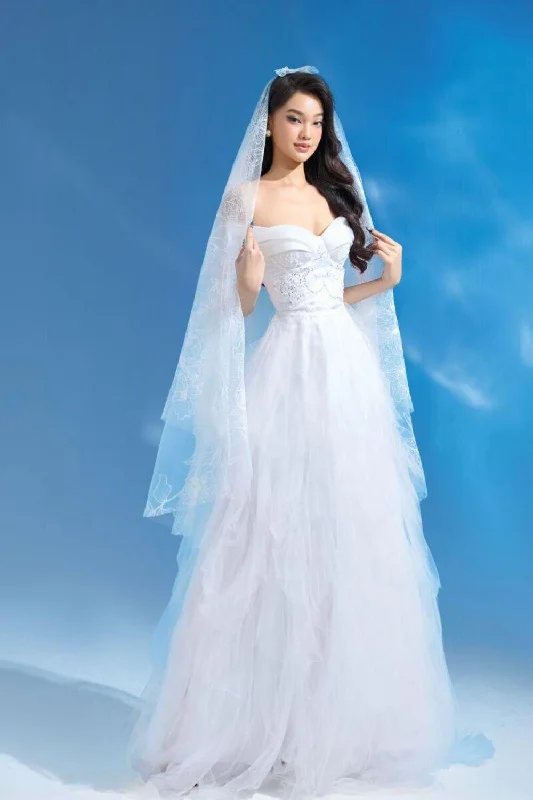 Aarya Mesh Lace Veil