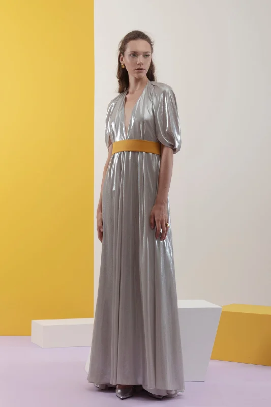 Deep V-neckline belted chiffon grey dress Tiered unclassified dresses