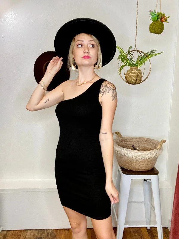 Jade Knit One Shoulder Dress ARTICLES Long unclassified dresses